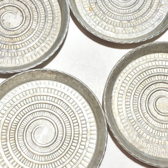 Set of 4 Everlast MCM Hammered Aluminum Coasters - Picture 7 of 7